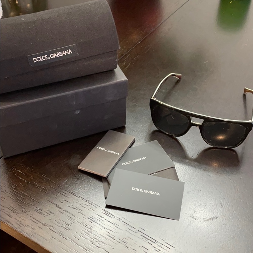 Dolce & Gabbana DG4255